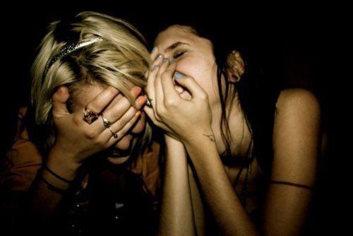 foto rir com amiga.jpg foto rir com amiga.jpg