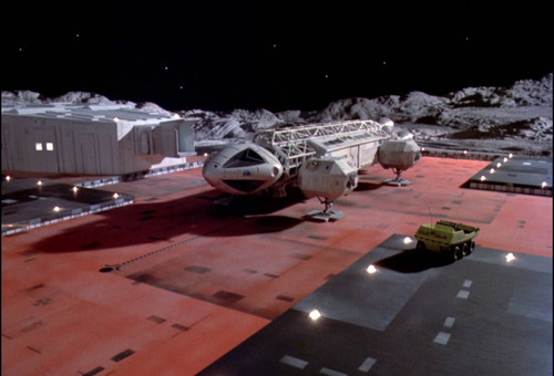 022-space-1999-theredlist[1].jpg